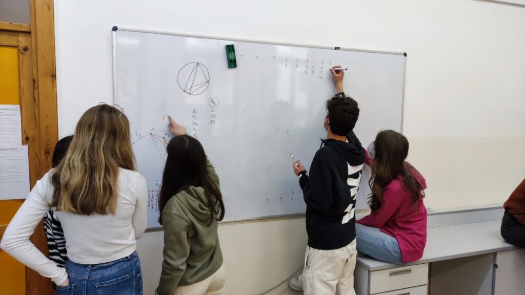 travail collaboratif autour des recherches mathématiques